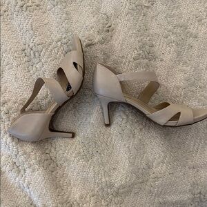 Creamy summer heels!